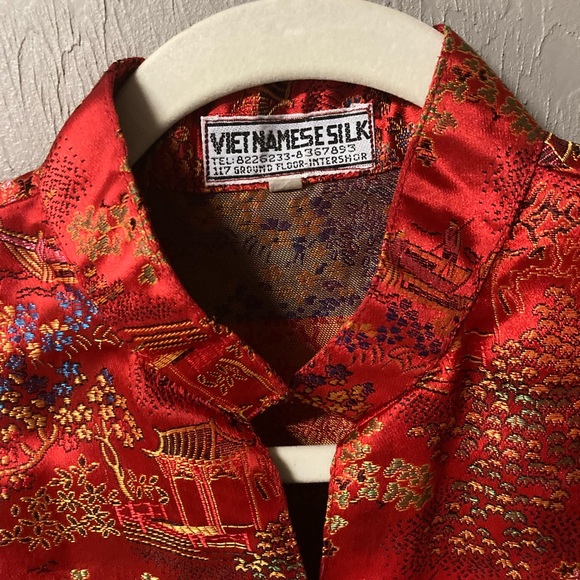 Vintage Vietnamese silk oriental blouse. Beautifully embroidered, Snap closure - Picture 5 of 6